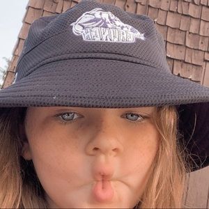 Meet your Posher, Abbey